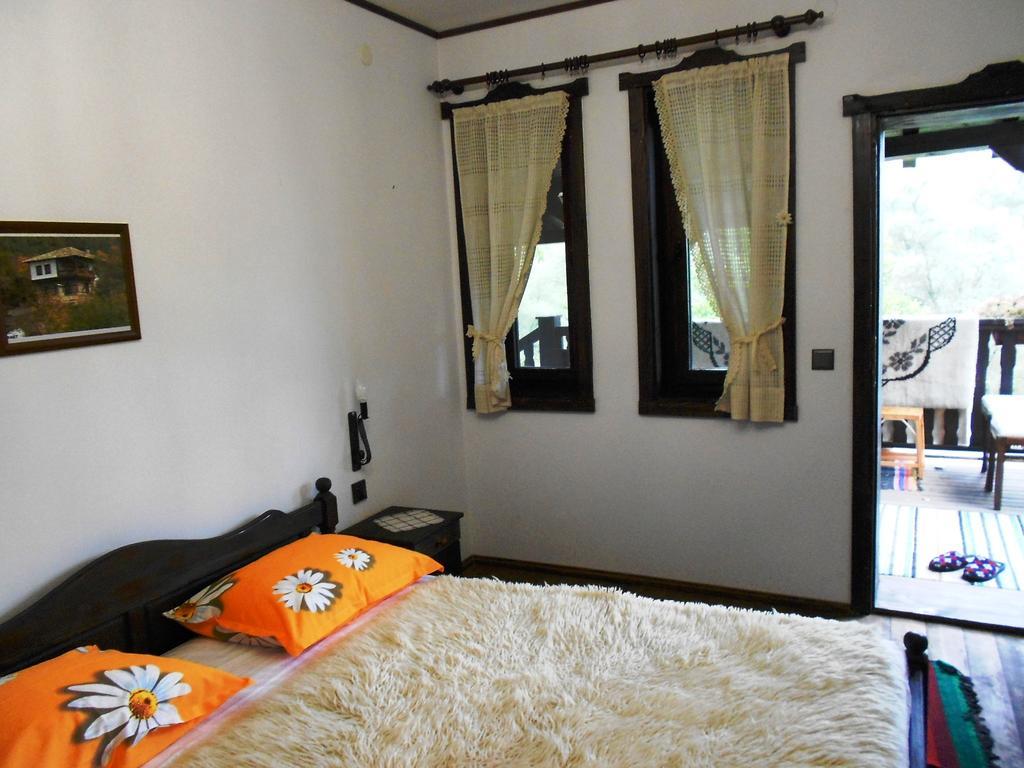 Milkovata Guest House Koshov Phòng bức ảnh